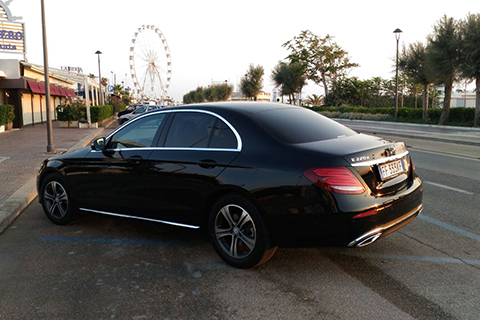 Pierinolimoservice - The fleet -  Mercedes SEDAN E CLASS 200 Executive
